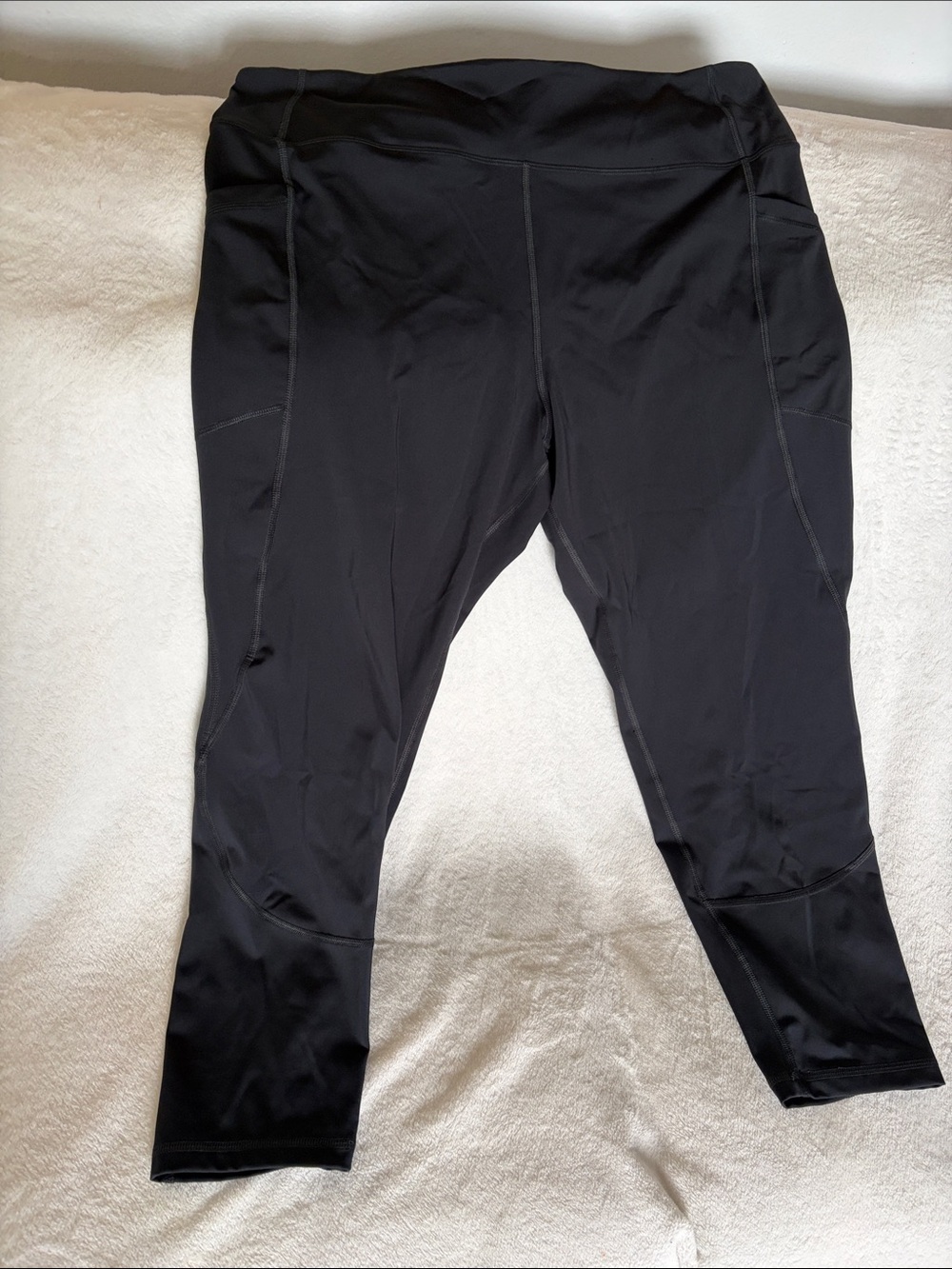 Black Athletic Capri Leggings
